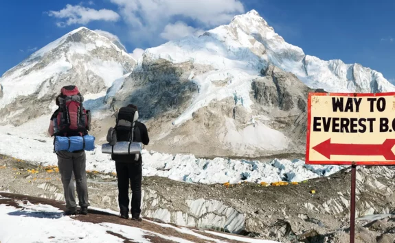 Background Image of Jiri Everest Base Camp Trek