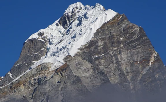 Background Image of Lobuche West Peak Climbing
