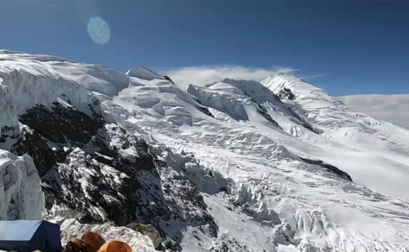 Background Image of Mera Peak Climbing