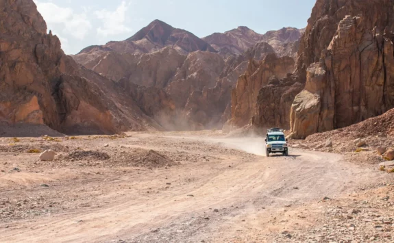 Background Image of Upper Mustang Jeep Tour