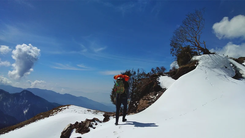 8 Best Easy Treks in Nepal for beginners from 3-10 Days