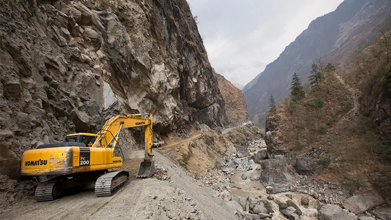 Madhya Pahadi Lokmarga Track