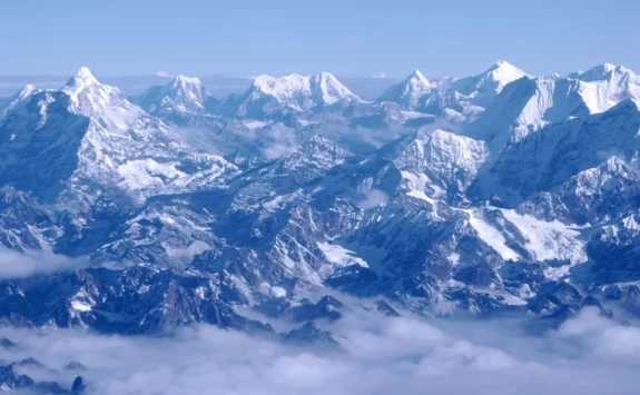 Background Image of The Top Ten Highest Mountains In the World